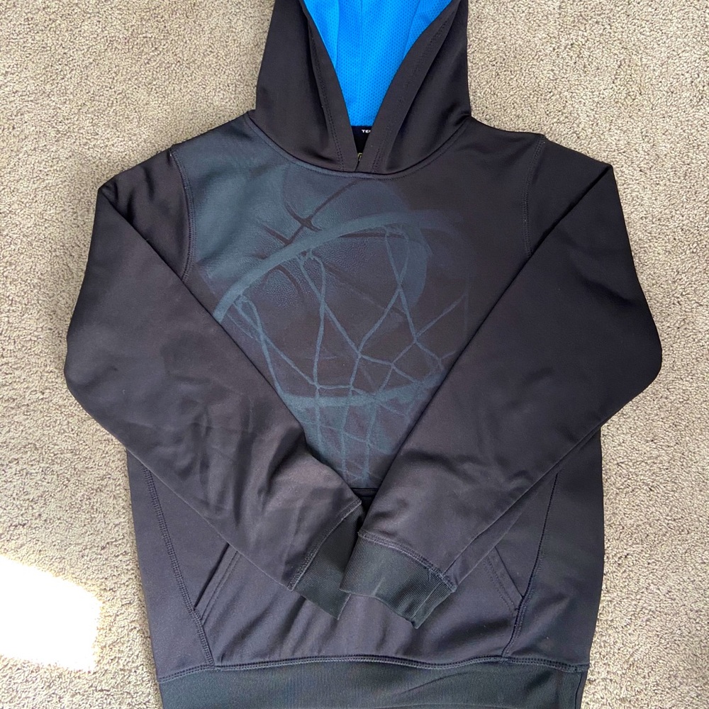 Basketball Hoop Graphic Hoodie💙